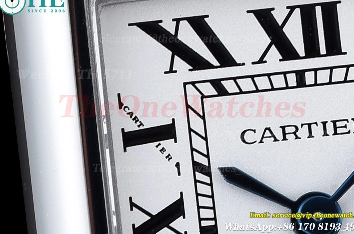 Tank Strap Quartz K11F On Red Leather White Must dial Small 0404